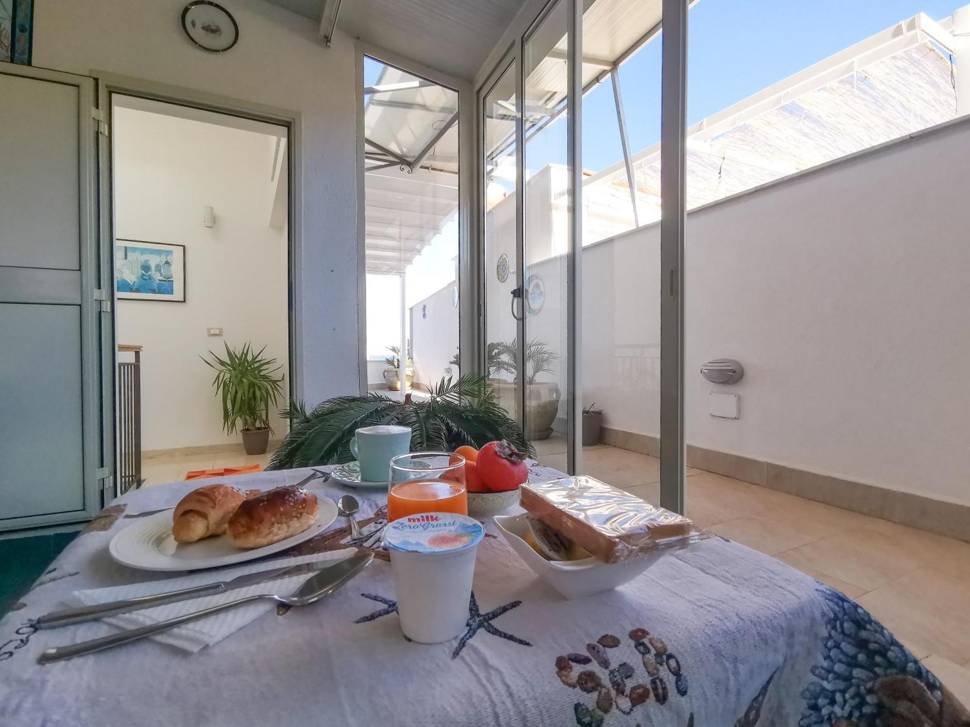 B&B Una Terrazza Sul Golfo Di Sferracavallo Exterior foto